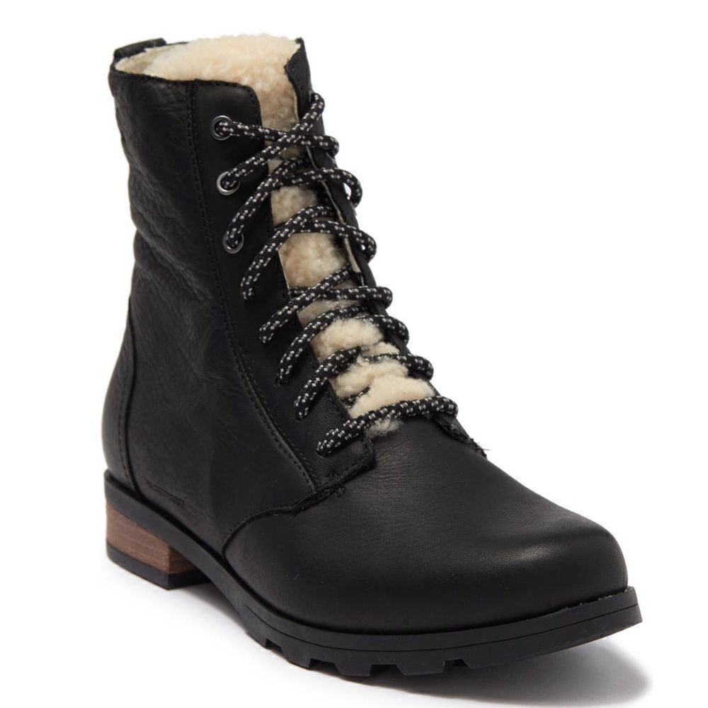 SOREL Emelie Genuine Shearling Lamb Fur Short Lace-Up Boot, Black, Size 9,‎ NWT